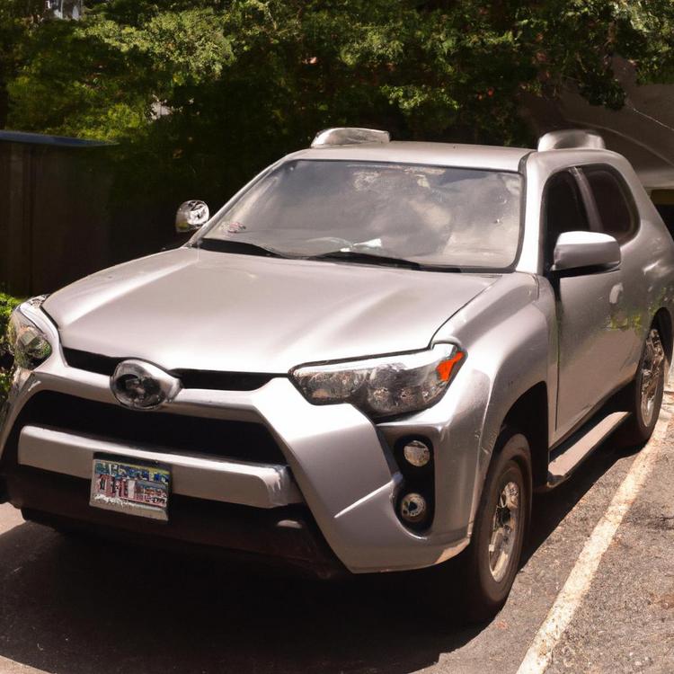 Ile kosztuje Toyota RAV4 - sprawdziłem to